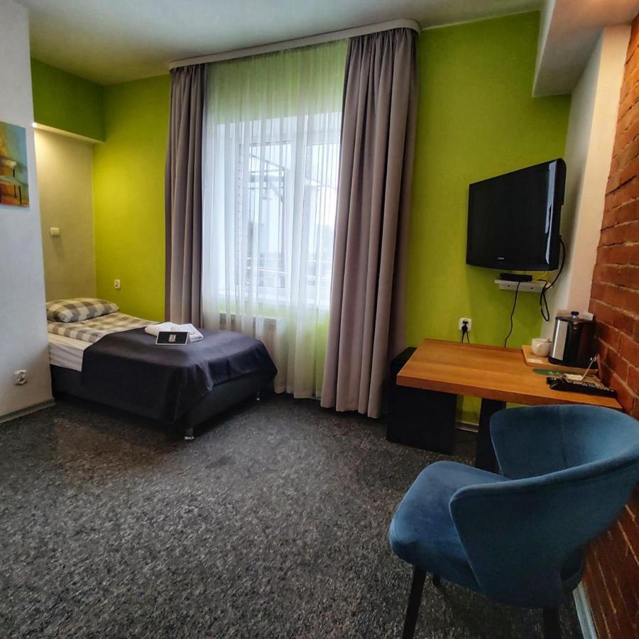 Rj Hotel Pabianice Dış mekan fotoğraf