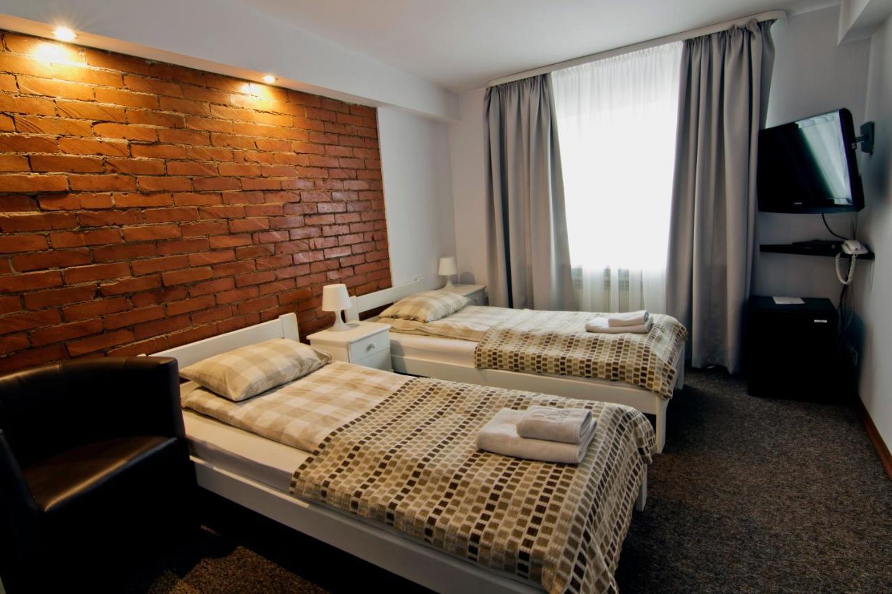 Rj Hotel Pabianice Dış mekan fotoğraf